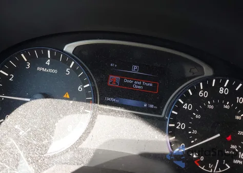 2017 Nissan Altima 2.5 Sr из США, поврежденный, VIN 1N4AL3AP8HC112182